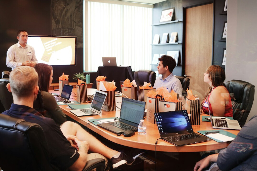 agile team meeting
